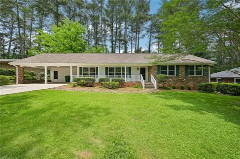 2238 Springwood Dr, Decatur, GA 30033