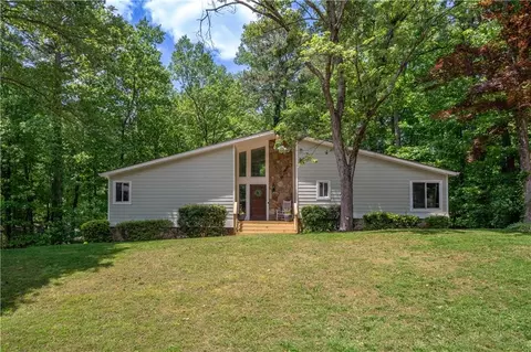 4419 Wood Creek Dr, Marietta, GA 30062