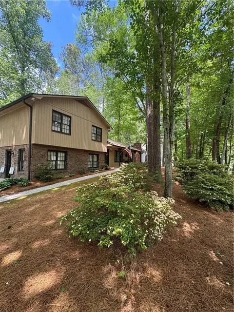 3379 Mountain Hollow Dr, Marietta, GA 30062