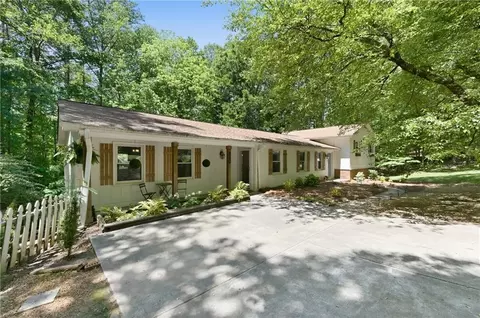 860 Oakdale Rd, Canton, GA 30114