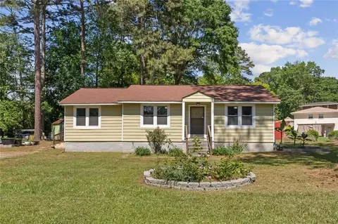 1069 Merritt Rd, Marietta, GA 30062