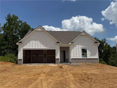30 Madison Ln, Adairsville, GA 30103