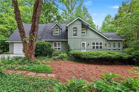 84 Starlight Dr, Sautee Nacoochee, GA 30571