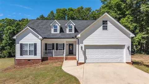215 Charleston Ave, Bremen, GA 30110
