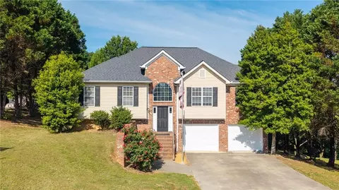 240 Orchard Way SE, Calhoun, GA 30701
