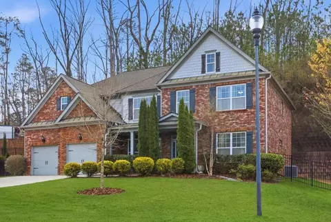 1130 Mosspointe Dr, Roswell, GA 30075