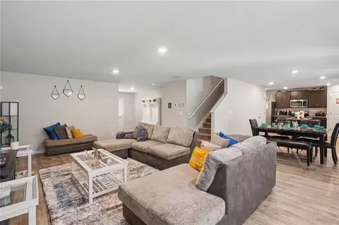 Living - 424 Toronto Cir, Hampton, GA 30228 photo 1 of 1