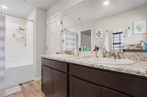 Entry Way - 424 Toronto Cir, Hampton, GA 30228 photo 3 of 4