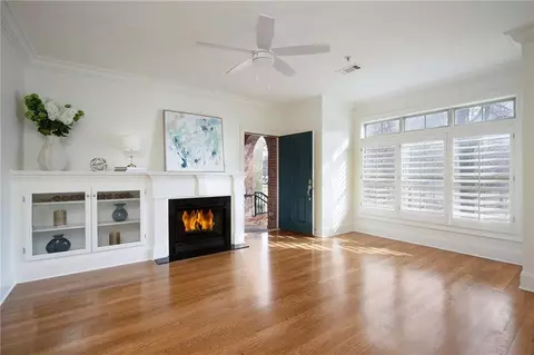 2764 Wander Ln, Alpharetta, GA 30022