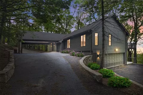 40 Sanderlin Mountain Dr, Jasper, GA 30143