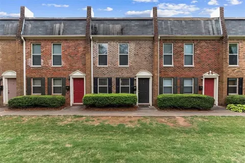 235 Winding River Dr #F, Sandy Springs, GA 30350