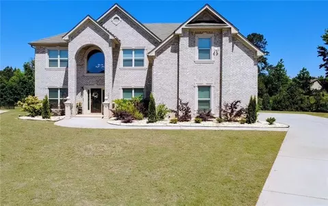 204 Camdale Ct, Mcdonough, GA 30252