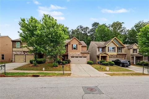 2780 Lakeview Walk, Decatur, GA 30035