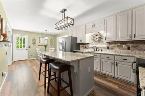 Kitchen - 7501 Lula Rd, Lula, GA 30554 photo 2 of 3