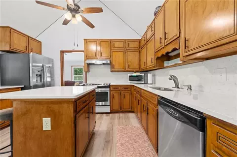 Kitchen - 2974 Caldwell Cir, Suwanee, GA 30024 photo 2 of 5