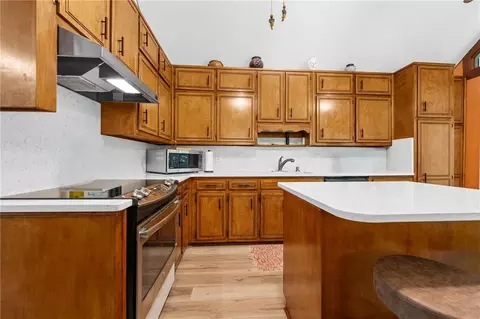 Kitchen - 2974 Caldwell Cir, Suwanee, GA 30024 photo 3 of 5