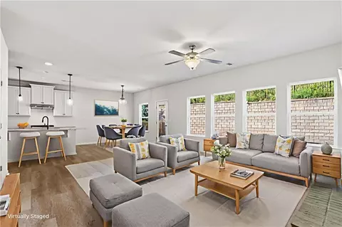 6135 Banyan Trl, Cumming, GA 30028