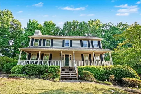 1519 Wood Valley Dr, Marietta, GA 30066