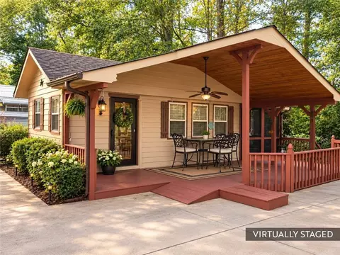 87 Maple Wood Ln, Cleveland, GA 30528