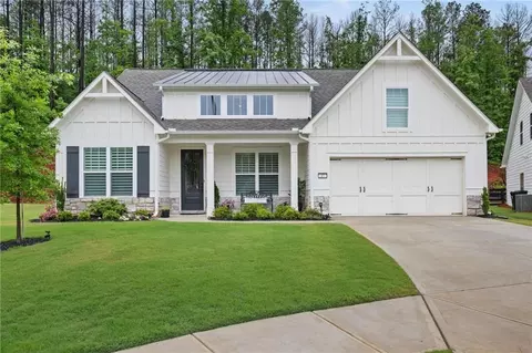 17 Magnolia Ct, Dallas, GA 30132