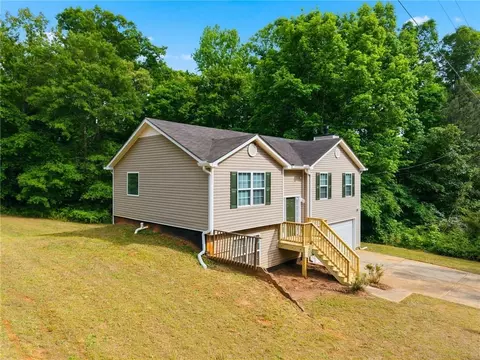 20 Michael Ct, Covington, GA 30016 photo 2