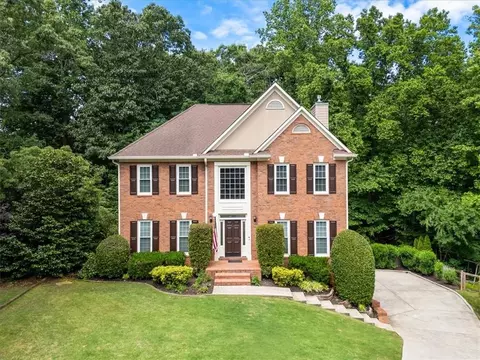 450 Dunhill View Ct, Alpharetta, GA 30005