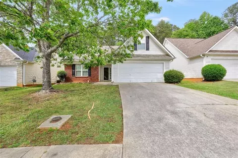 225 Lassiter Dr, Covington, GA 30016 photo 4