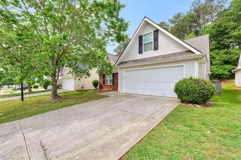 225 Lassiter Dr, Covington, GA 30016 photo 3