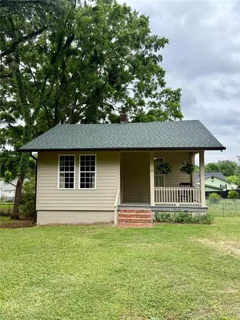 45 NE 4th St NE, Shannon, GA 30172