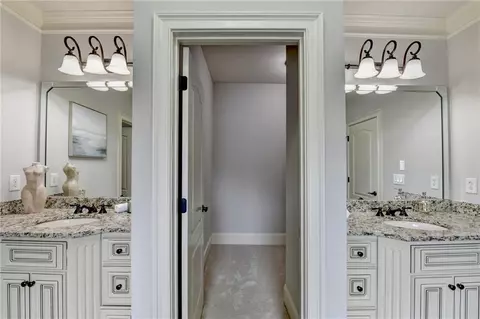 Bath - 3487 Binghurst Rd, Suwanee, GA 30024 photo 8 of 12