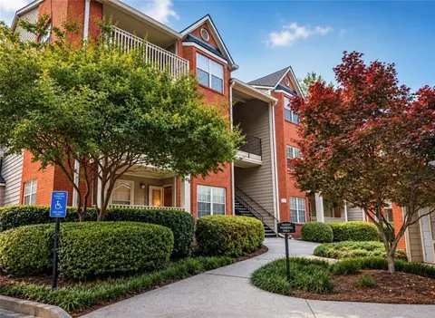 2043 Chastain Park Ct NE, Atlanta, GA 30342