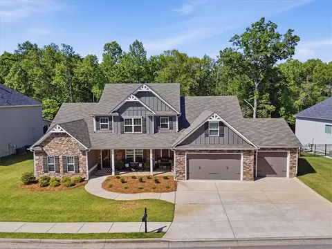 44 Sparkleberry Ln W, Dallas, GA 30132