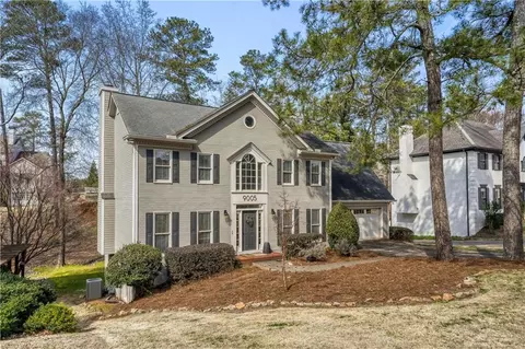 9005 Ridgestone Ct, Roswell, GA 30076