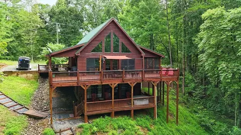 85 Hunter Dr, Talking Rock, GA 30175