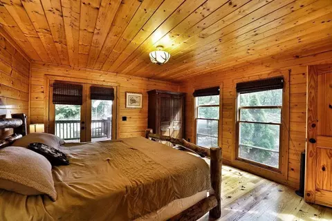 Bedroom - 85 Hunter Dr, Talking Rock, GA 30175 photo 6 of 8