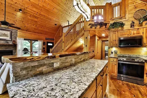 Kitchen - 85 Hunter Dr, Talking Rock, GA 30175 photo 2 of 6