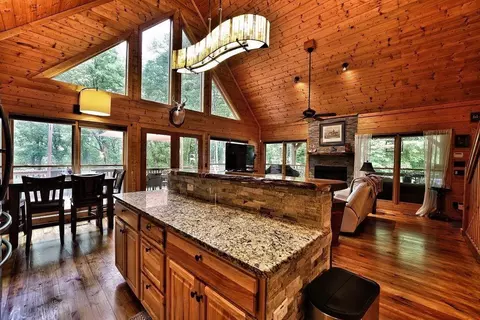 Kitchen - 85 Hunter Dr, Talking Rock, GA 30175 photo 5 of 6