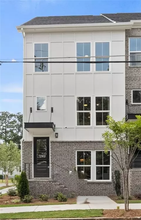 1920 Rogers Ct, Atlanta, GA 30318