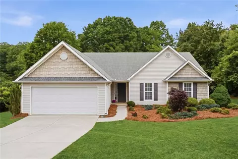 8790 Baycreek Ln, Gainesville, GA 30506