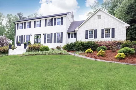 4748 Karls Gate Dr, Marietta, GA 30068
