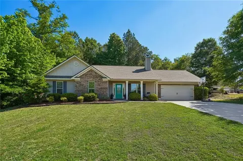 2333 Springside Dr, Winder, GA 30680