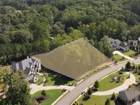 15995 Manor Club Dr, Alpharetta, GA 30004