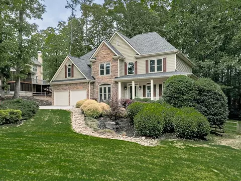 614 Owl Creek Dr, Powder Springs, GA 30127
