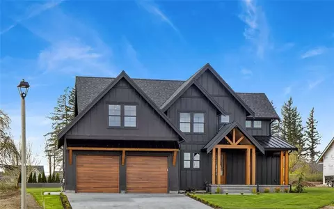 6 Irwin Ct NW, Rome, GA 30165