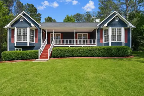 51 Bedford Ct, Douglasville, GA 30134