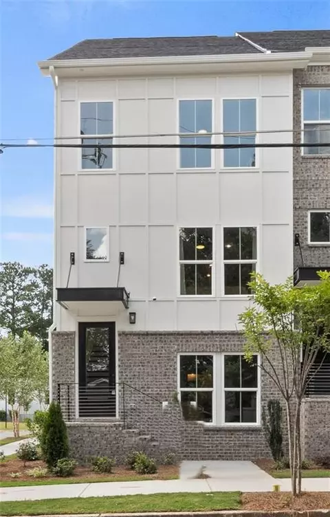 2543 Astaire Ct, Atlanta, GA 30318