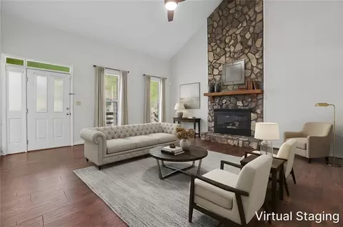 Living - 180 Hayes Cir, Rex, GA 30273 photo 2 of 7