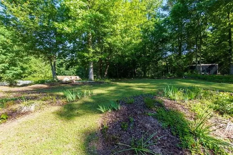 Exterior - 180 Hayes Cir, Rex, GA 30273 photo 16 of 17