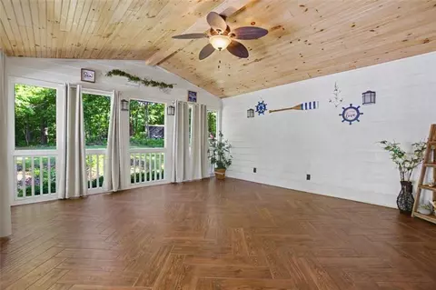 Exterior - 180 Hayes Cir, Rex, GA 30273 photo 11 of 17