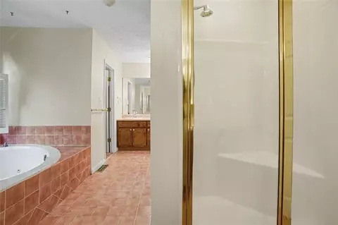 Bath - 180 Hayes Cir, Rex, GA 30273 photo 3 of 5